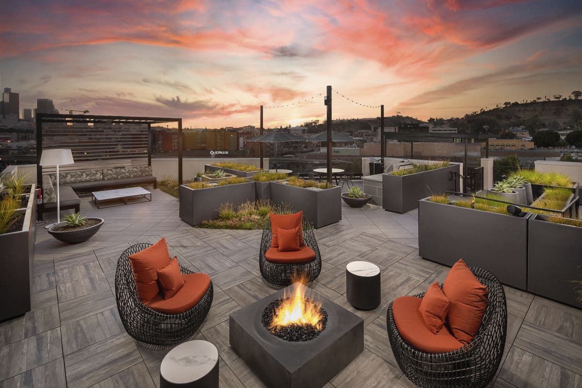 Llewellyn Apartments Los Angeles Ca 9 of 53