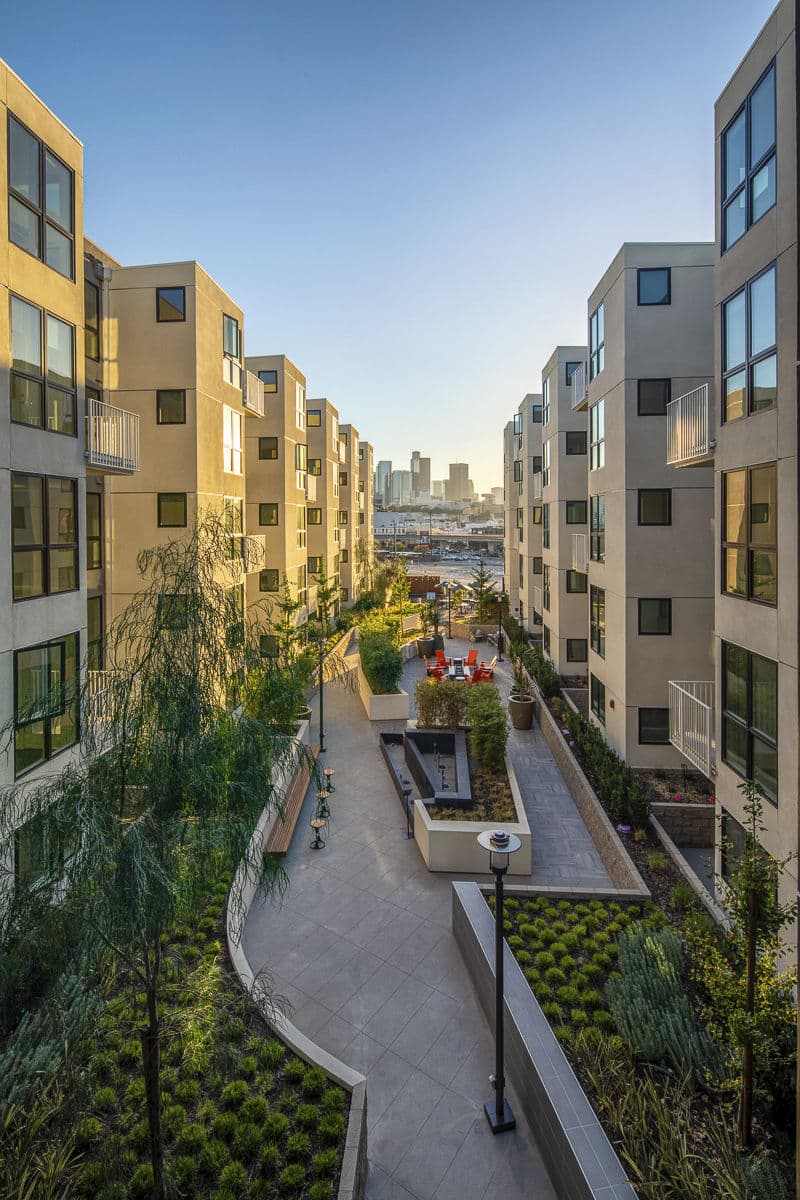 Llewellyn Apartments Los Angeles Ca 14 of 53