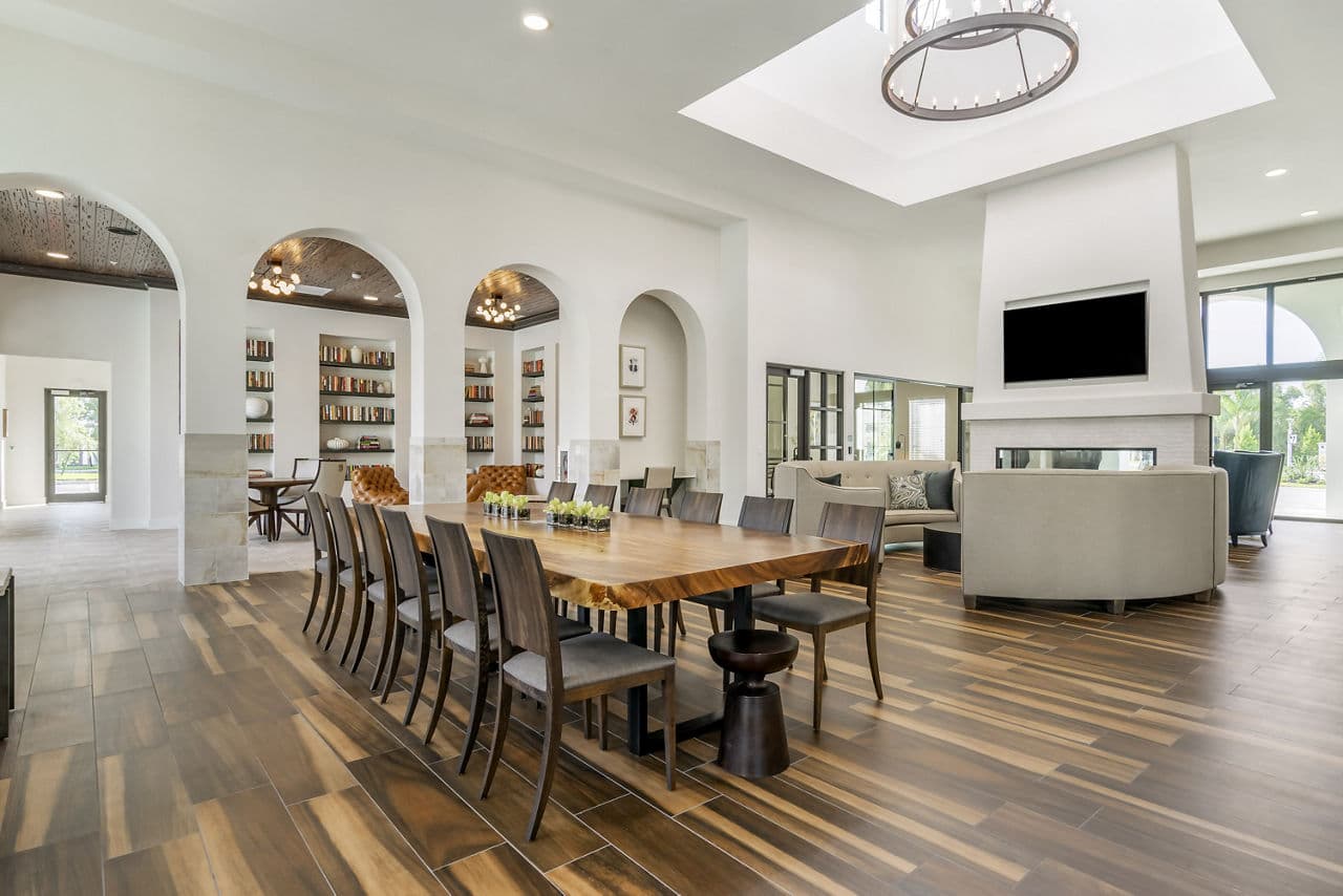 Lago Apartments Naples Fl 8 of 27