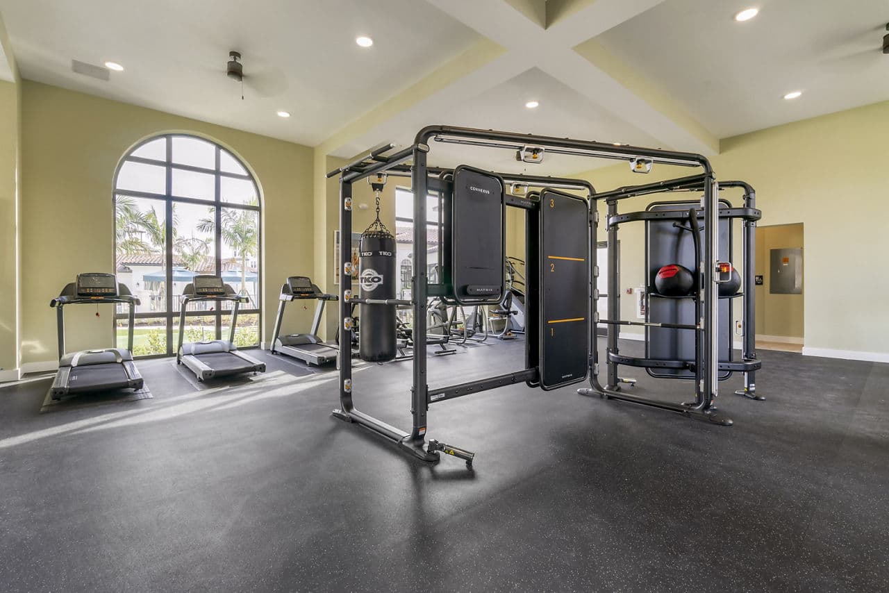 Lago Apartments Naples Fl 11 of 27