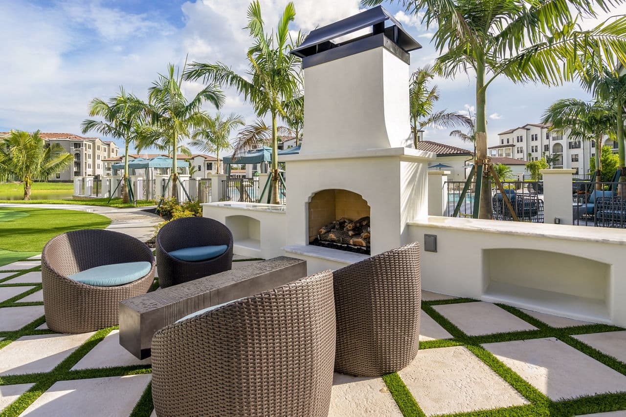 Lago Apartments Naples Fl 13 of 27