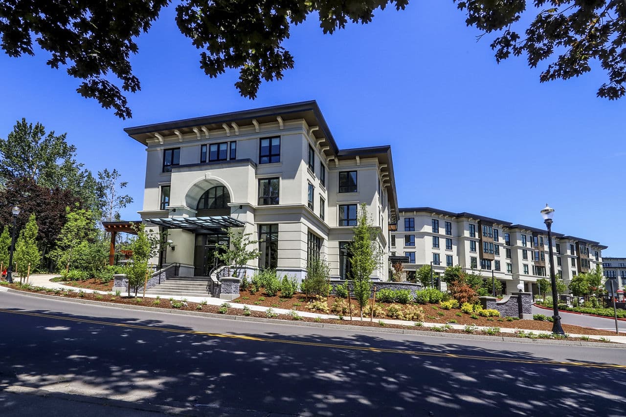 Mercato Grove Apartments 3 of 27