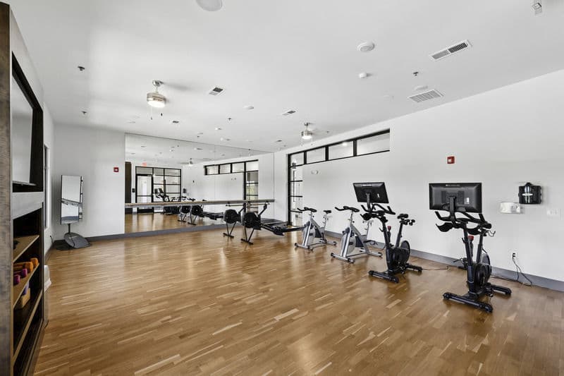 Tapestry at Brentwood Town Center Apartments 6 of 8
