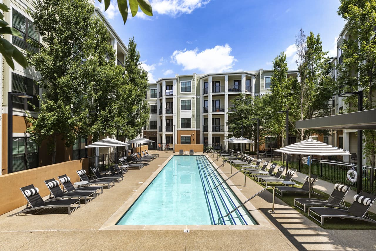 Tapestry at Brentwood Town Center Apartments 1 of 8