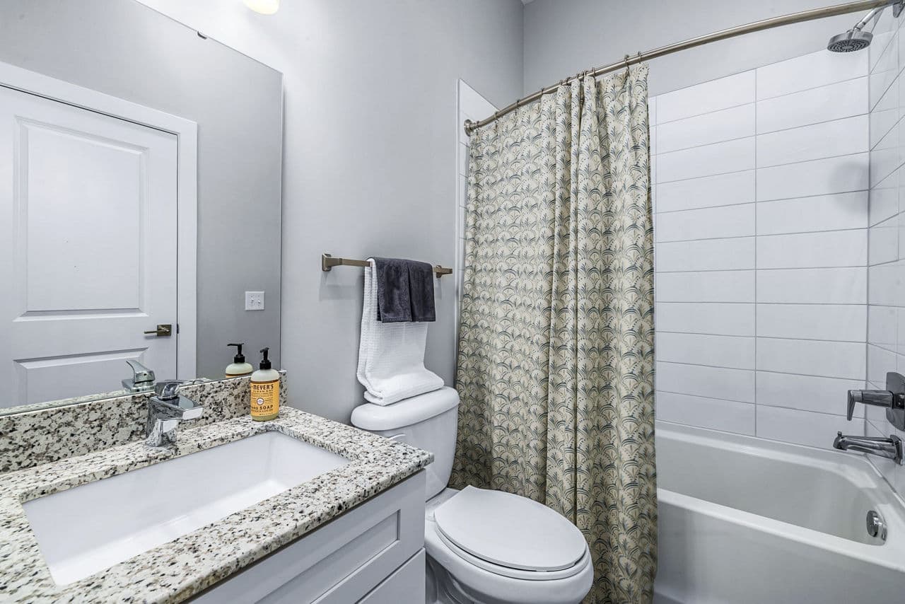 Griffin Weston Luxury Apartments Townhomes Cary Nc 32 of 33