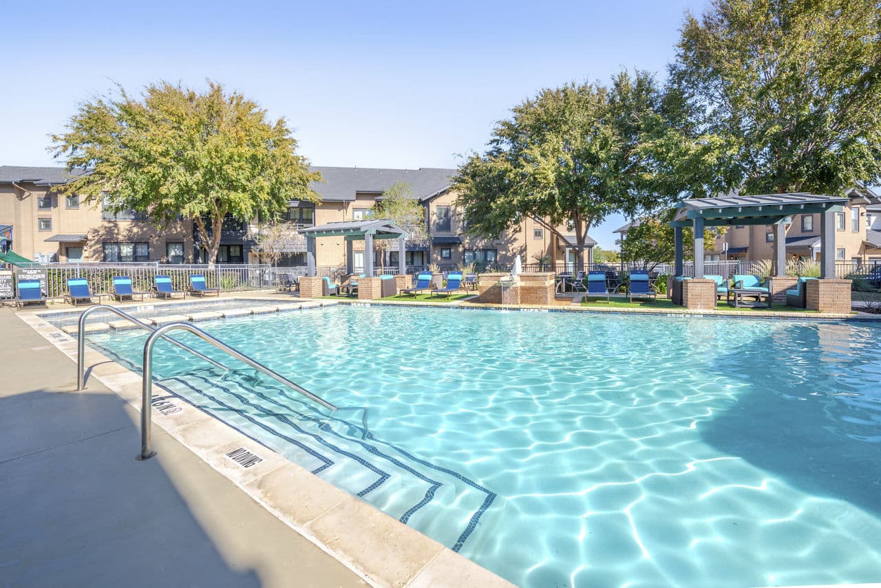 Creekside Townhomes Richardson Tx 4 of 17