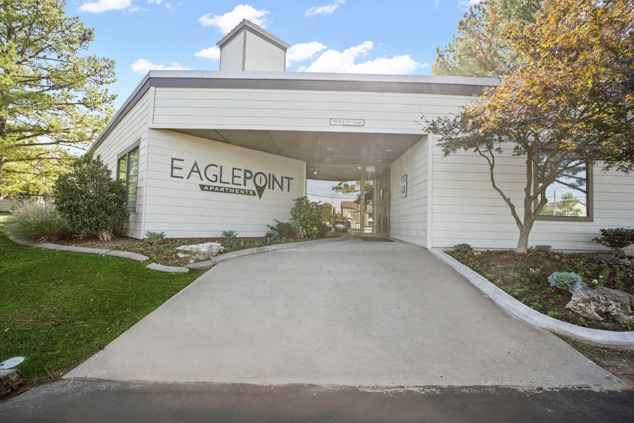 Eagle Point Apartments 2 of 8