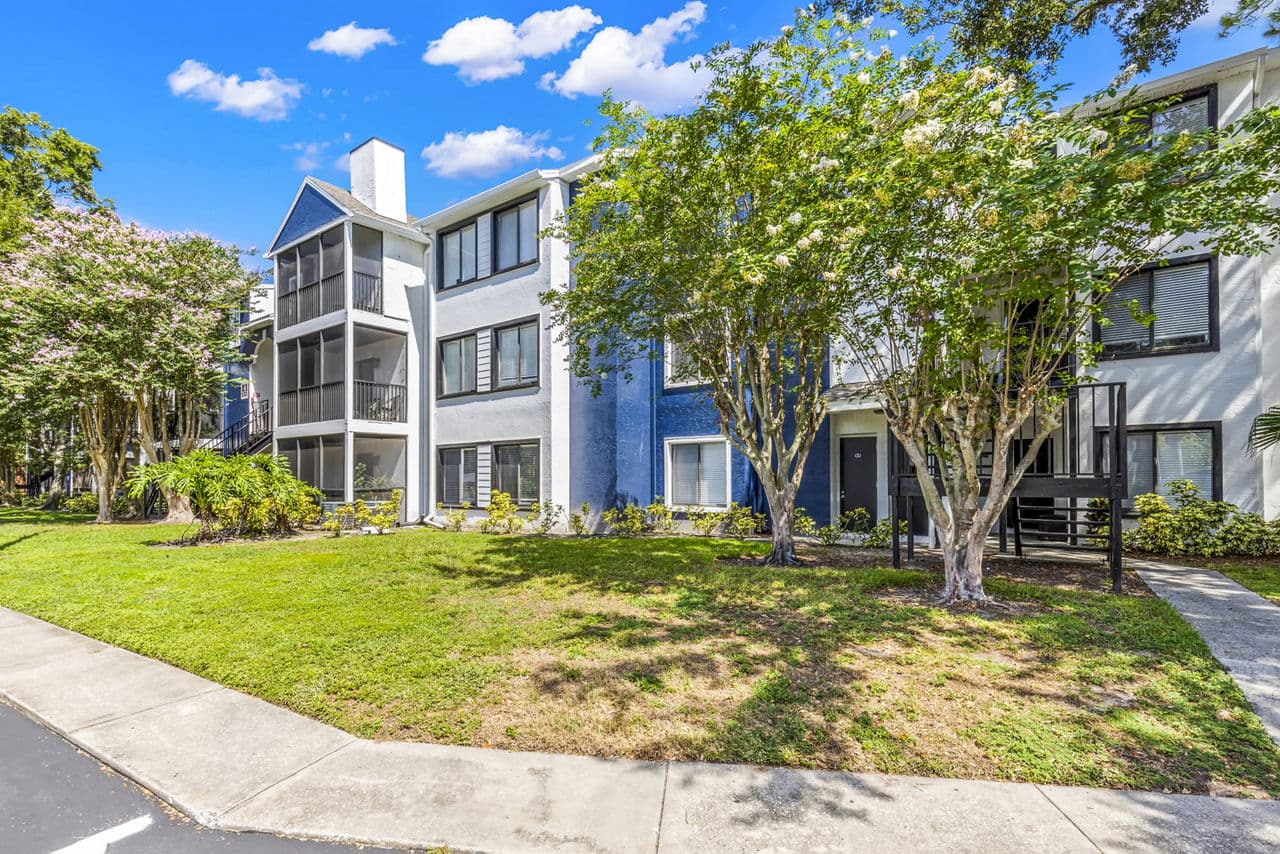 Avana Lakeview 8 of 17