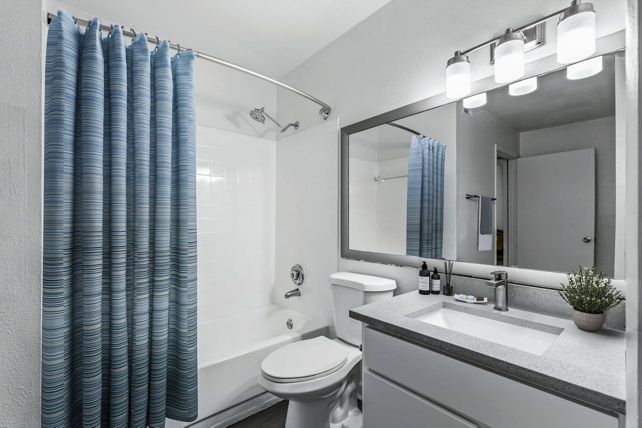 Avana Lakeview 17 of 17