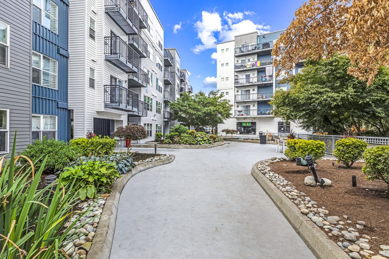 Solara Apartments 3 of 3