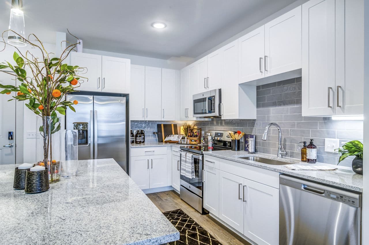 The Everly Apartments 14 of 23
