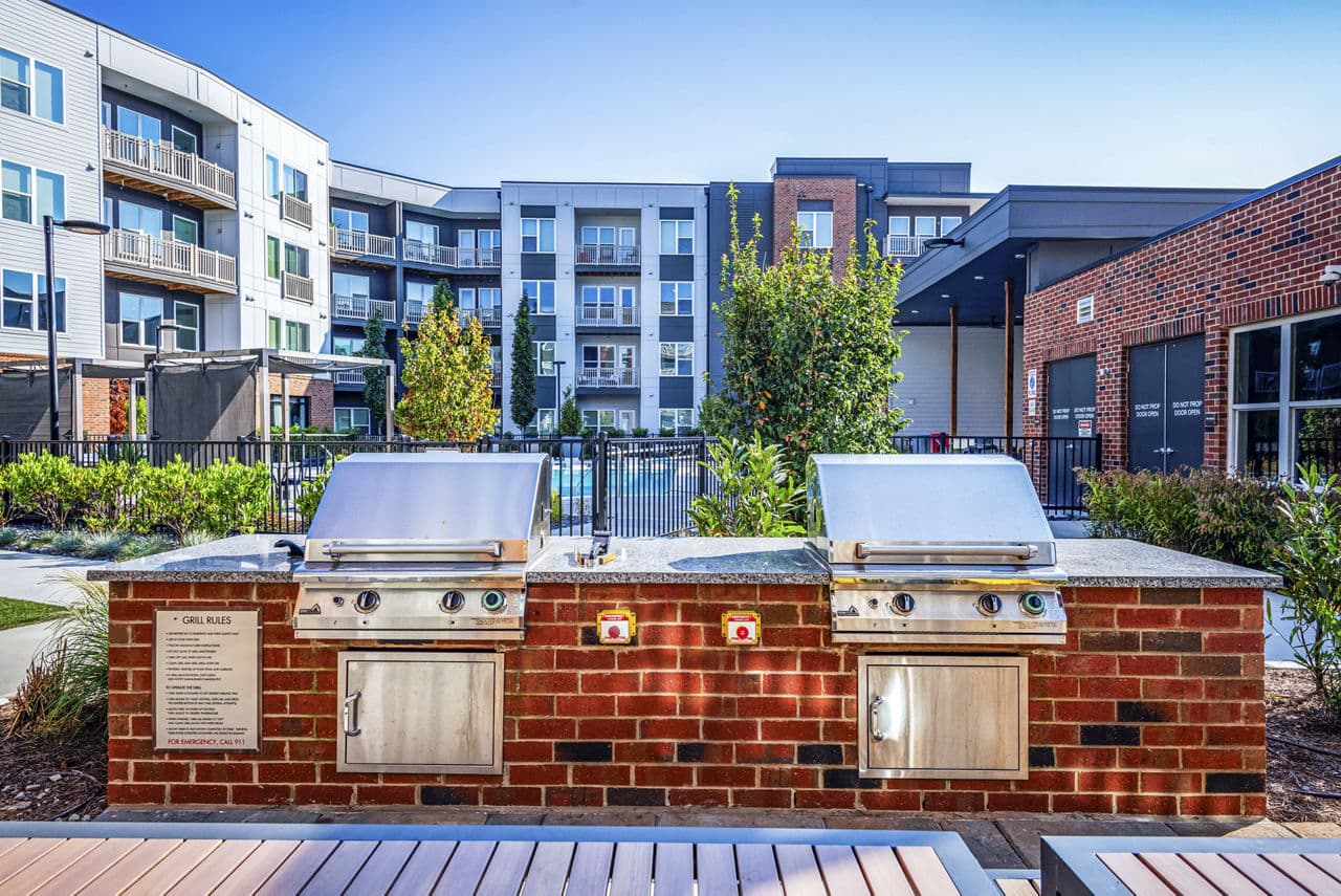 The Everly Apartments 13 of 23