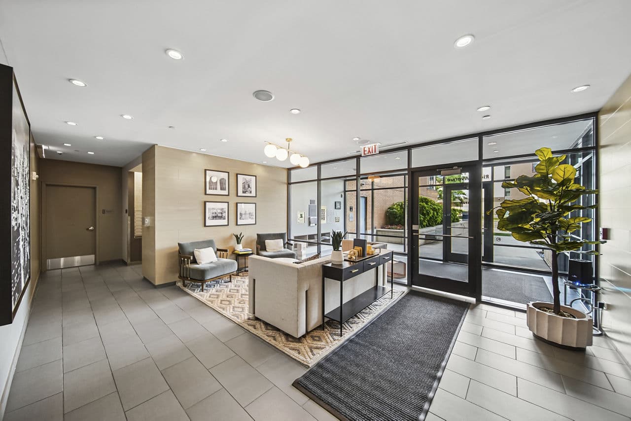 1717 Evanston 10 of 30