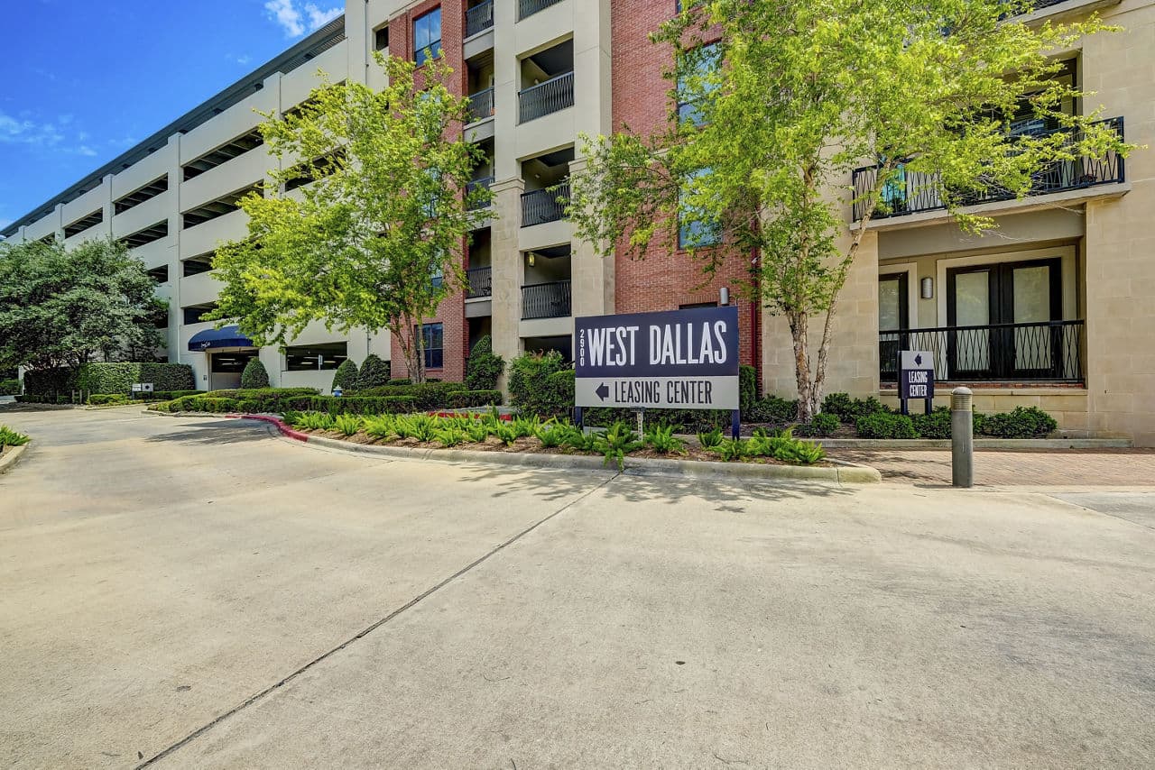 2900 West Dallas 2 of 8