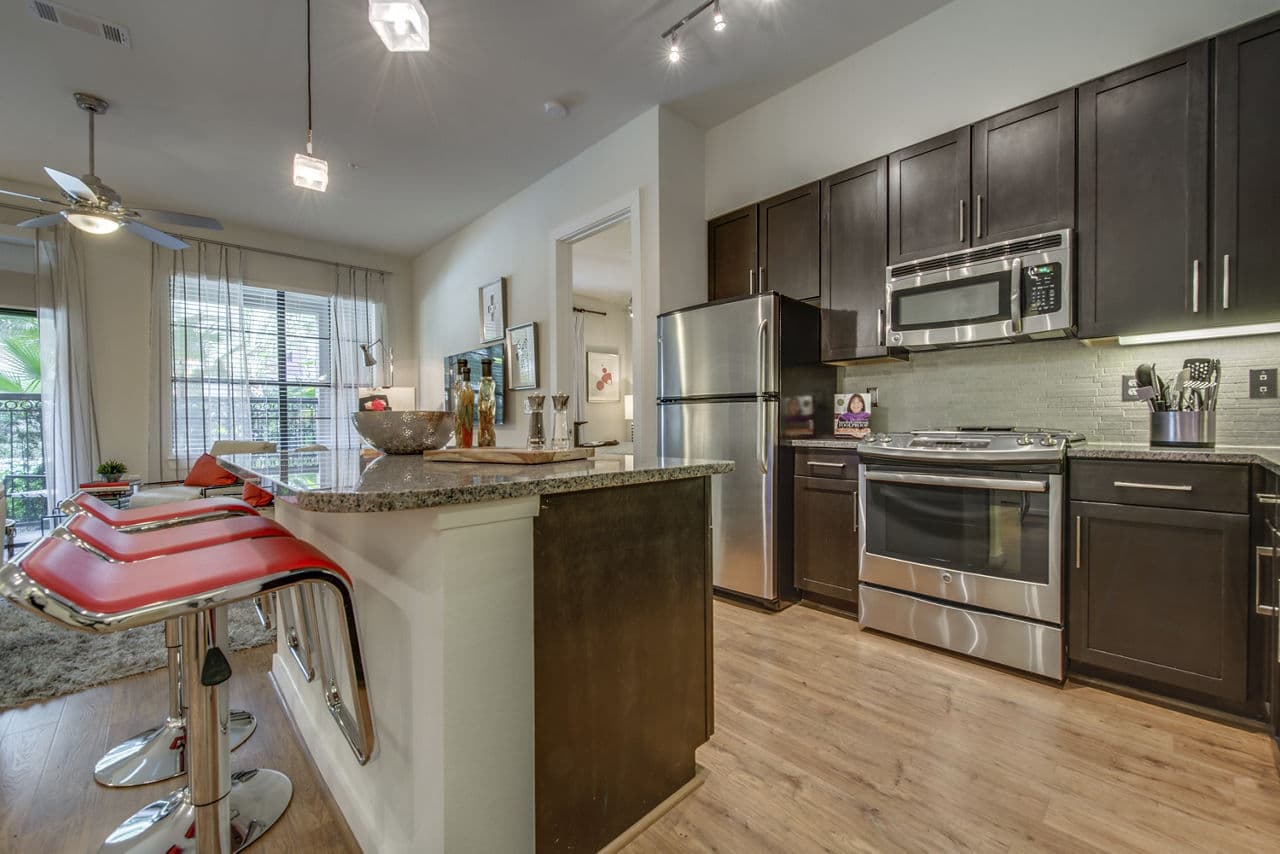 Grove At Wilcrest Houston Tx 20 of 25