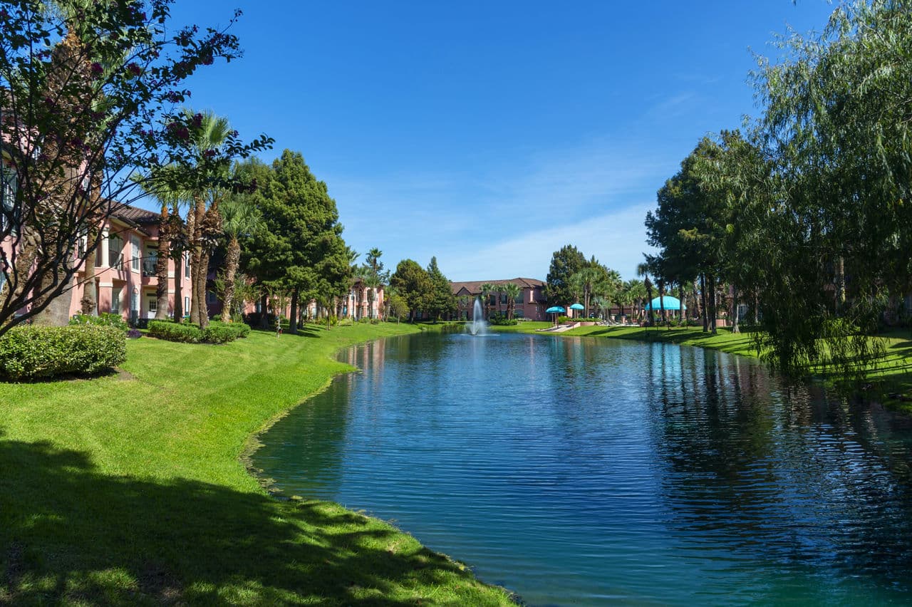 The Isle at Clear Lake 6 of 8