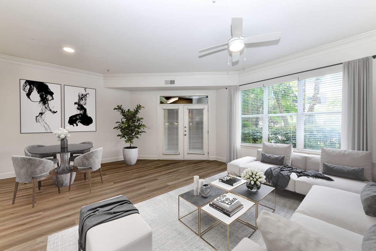Kingsboro Luxury Apartments 2 of 8