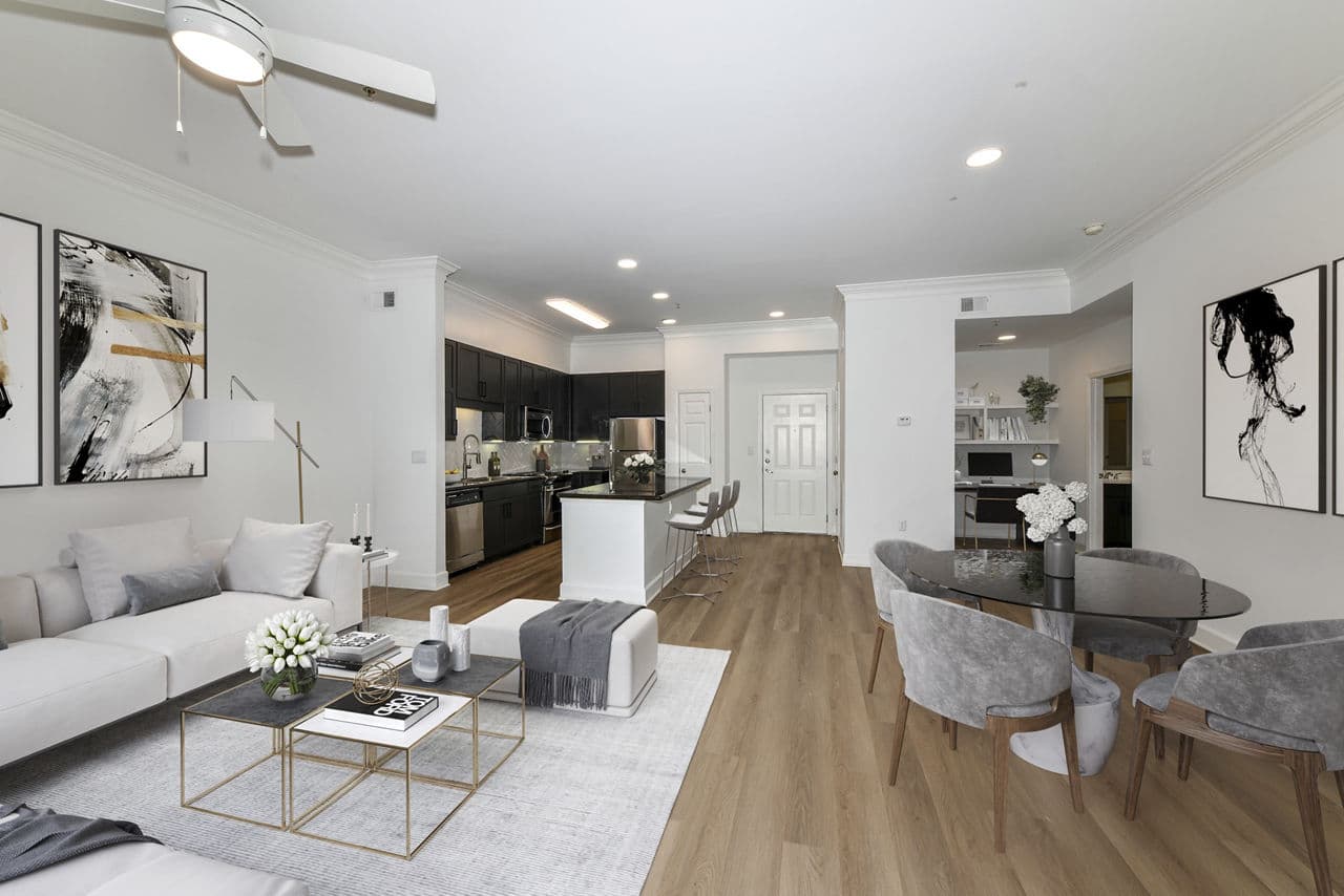 Kingsboro Luxury Apartments 3 of 8