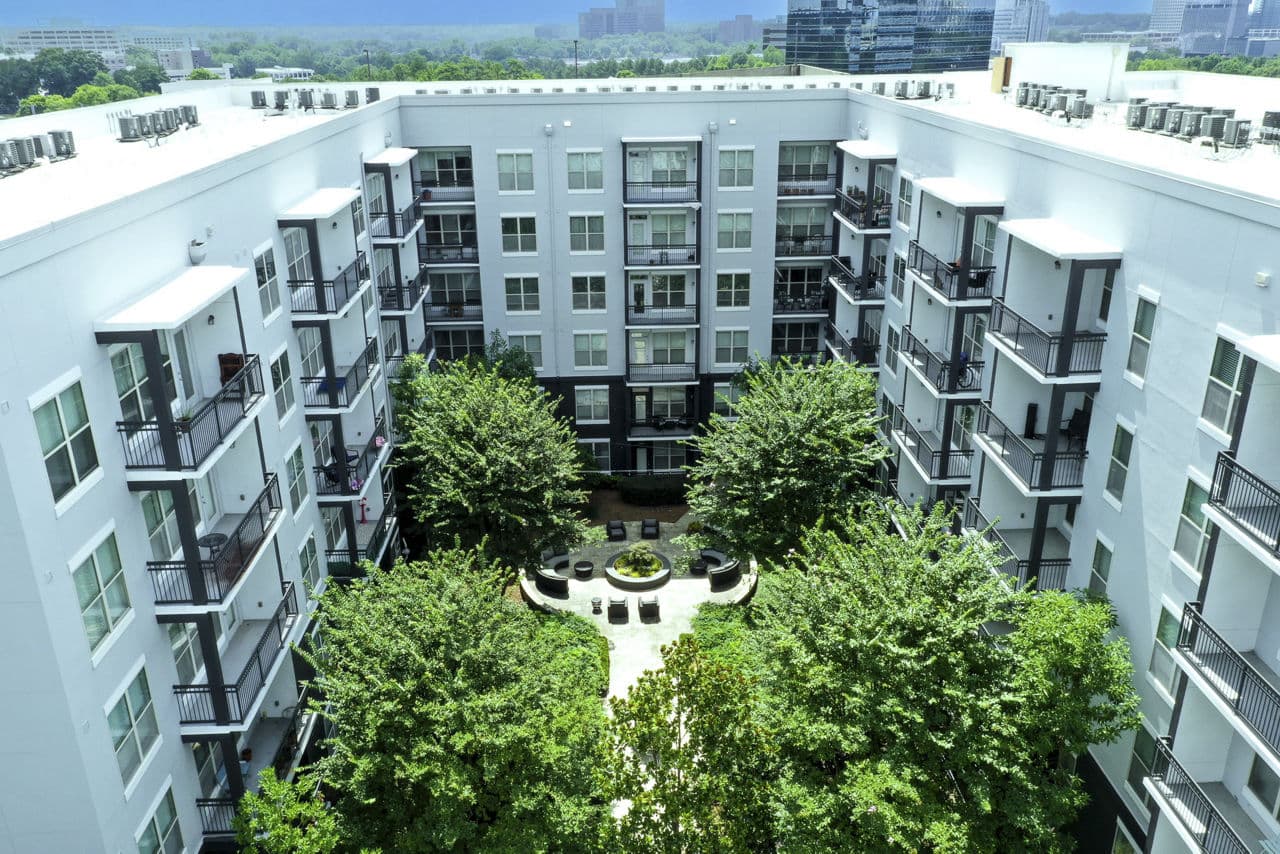 Peachtree Dunwoody Place 2 of 8