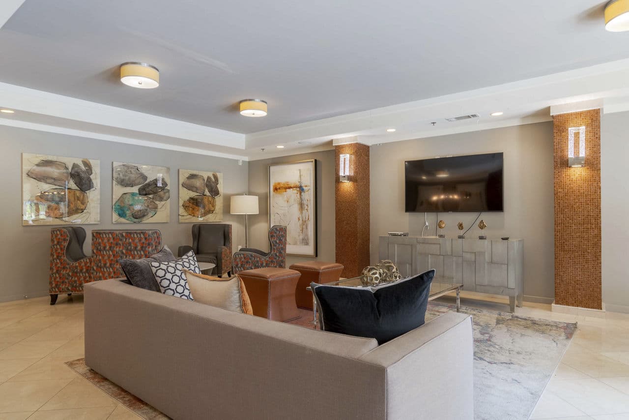 Peachtree Dunwoody Place 7 of 8