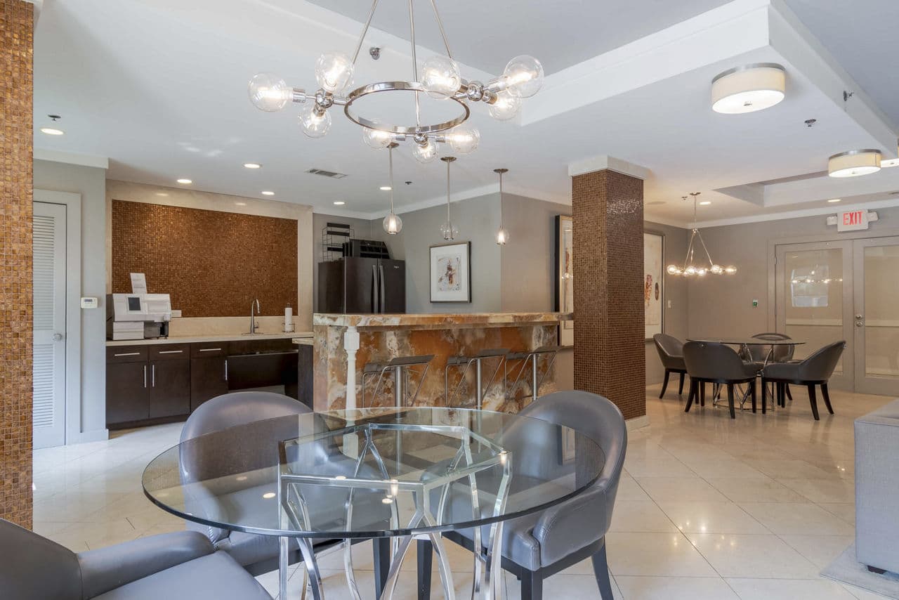 Peachtree Dunwoody Place 8 of 8