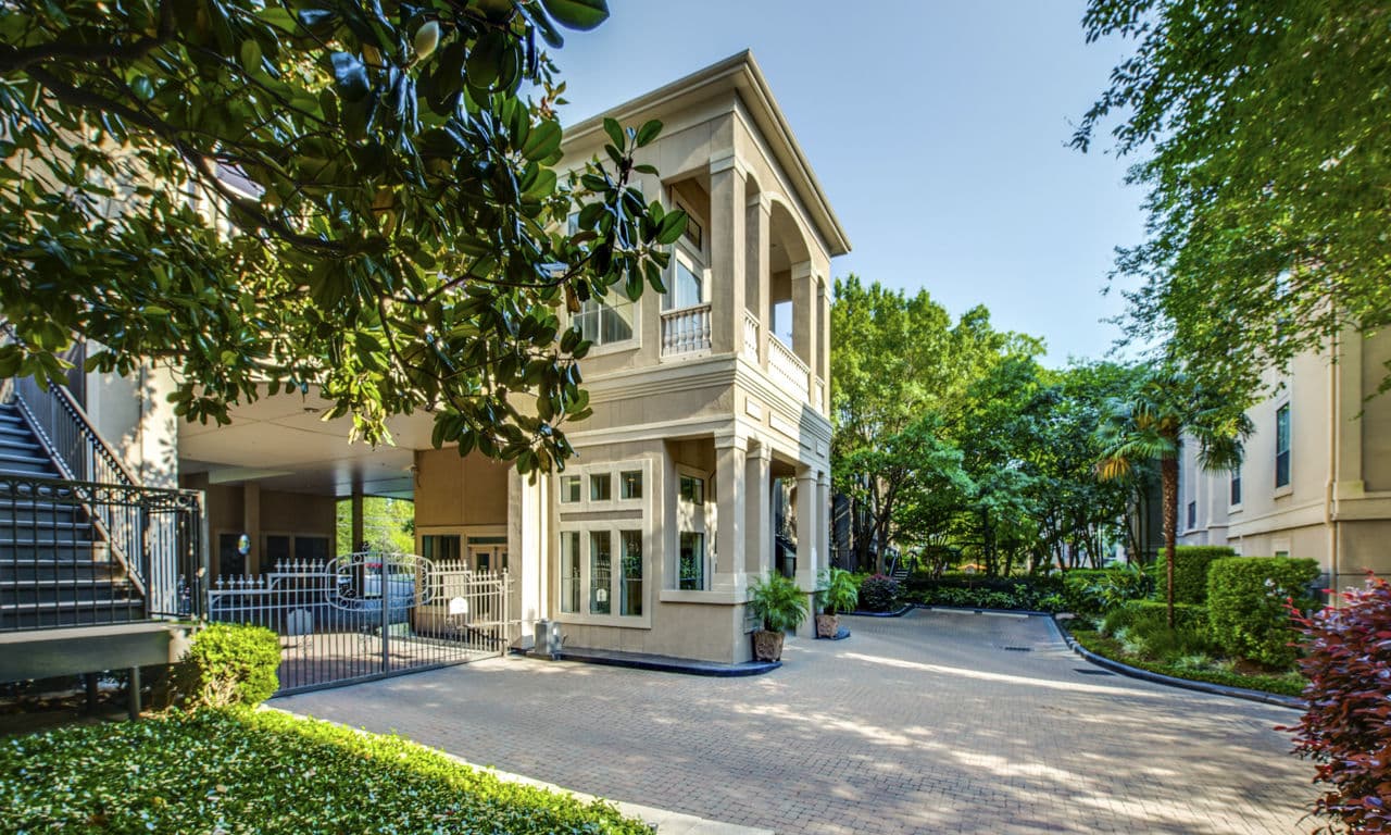Post Oak at Woodway 4 of 12