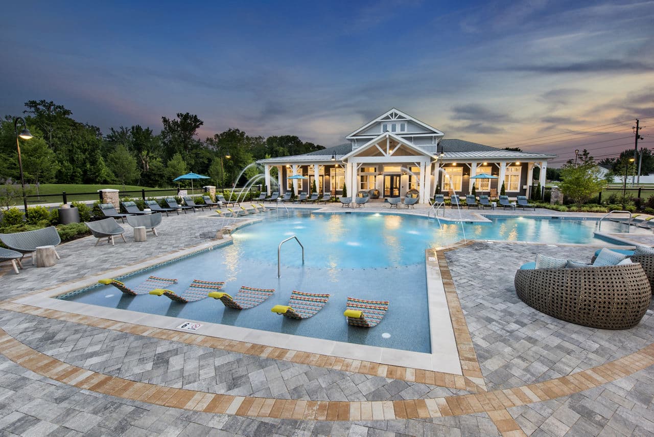 The Henry House At Clift Farm Apartments Madison Al 2 of 24
