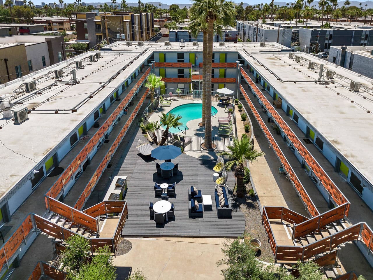 Crosstown Phoenix Apartments Phoenix Az 16 of 29