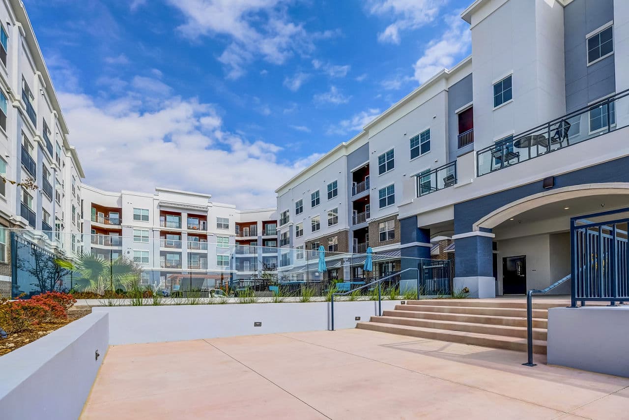 Shoreview Flats Dallas Tx 6 of 14