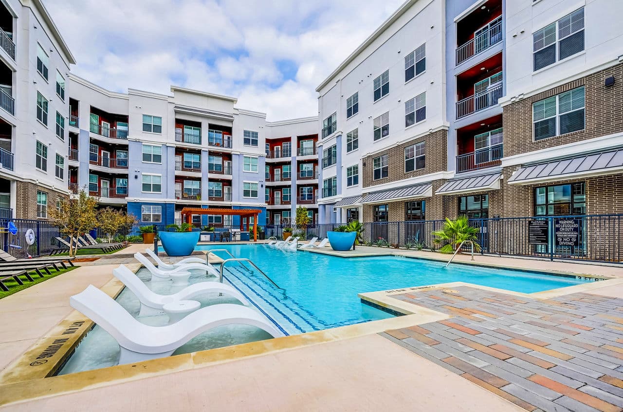 Shoreview Flats 1 of 8