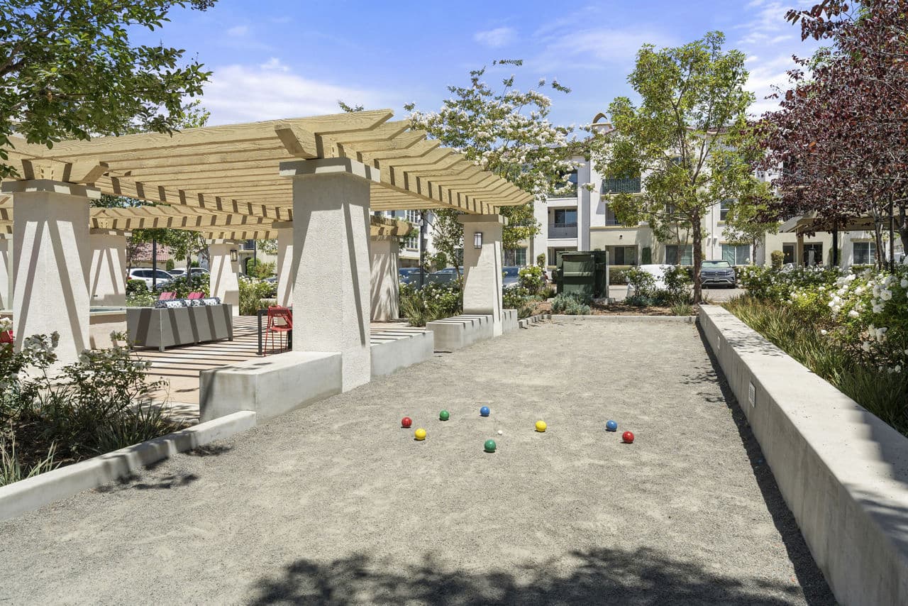 Seta Apartments 14 of 27