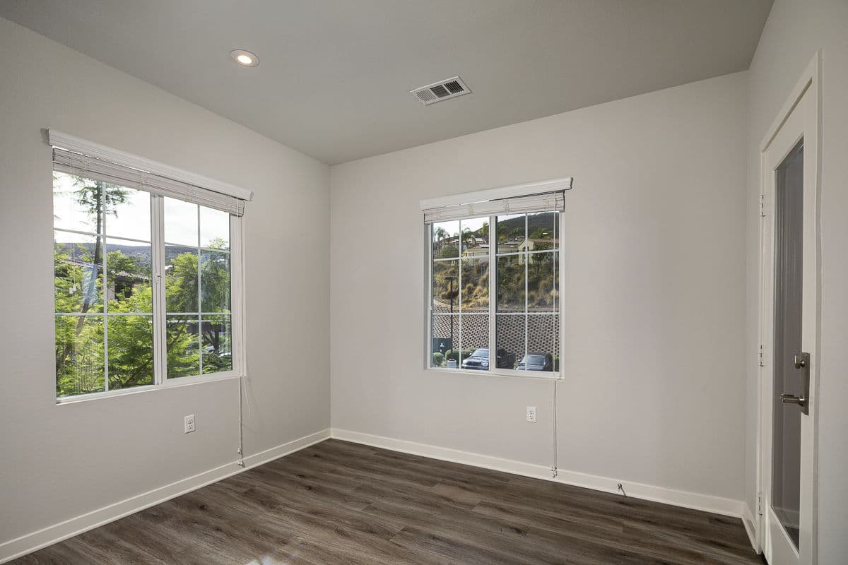 Lakeview 88 Apartments San Diego Ca 15 of 33