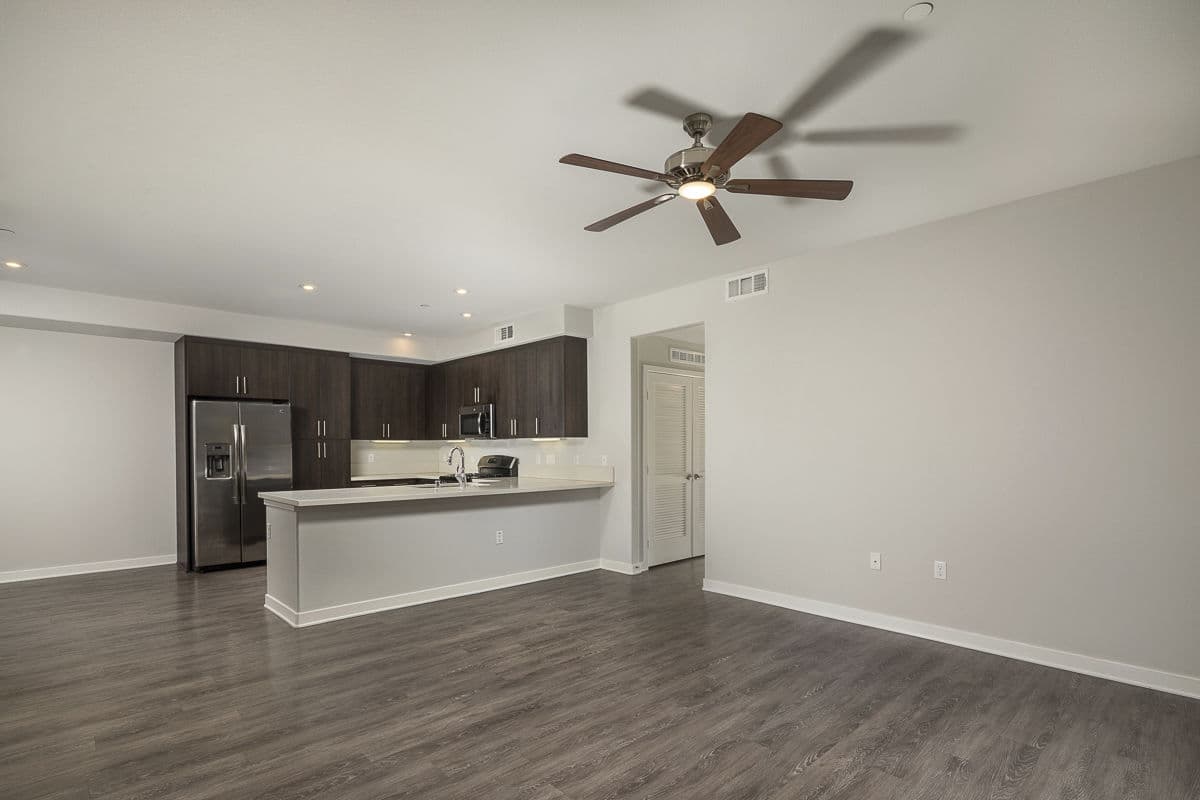 Lakeview 88 Apartments San Diego Ca 25 of 33