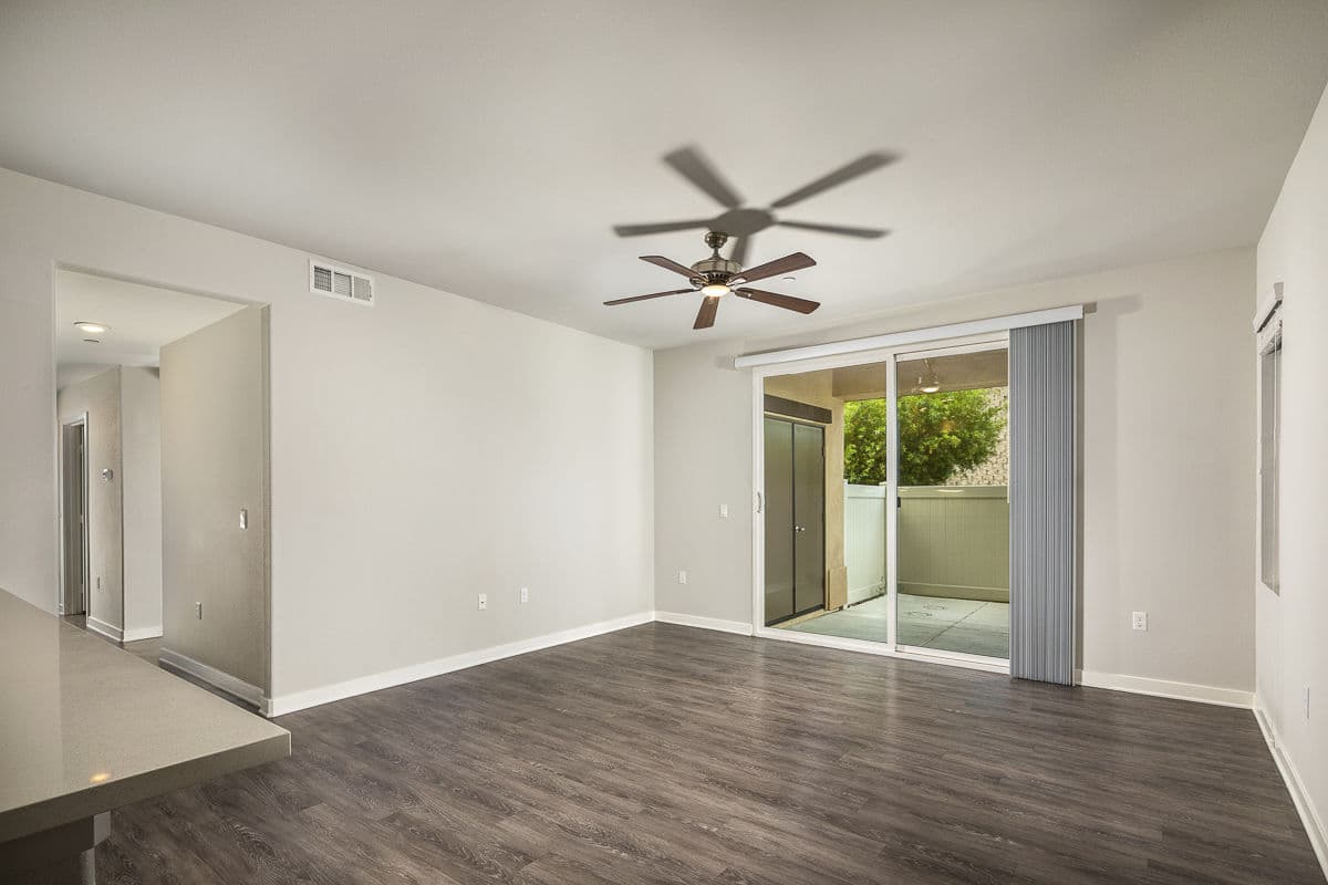 Lakeview 88 Apartments San Diego Ca 12 of 33