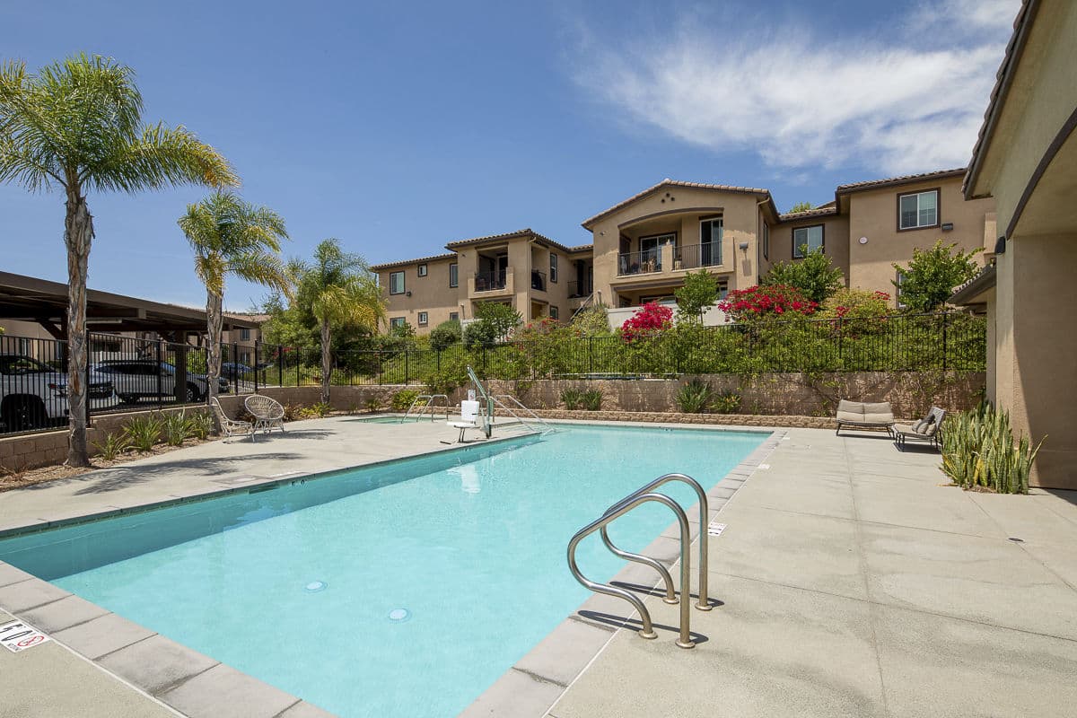 Lakeview 88 Apartments San Diego Ca 3 of 33