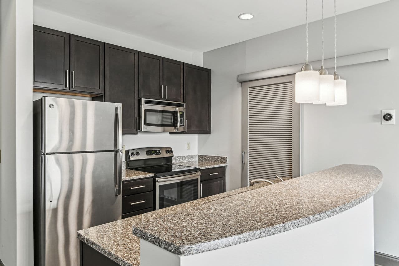 Rivers Edge Apartments 6 of 14