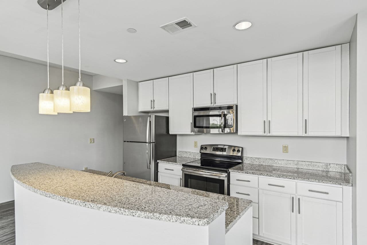 Rivers Edge Apartments 7 of 14