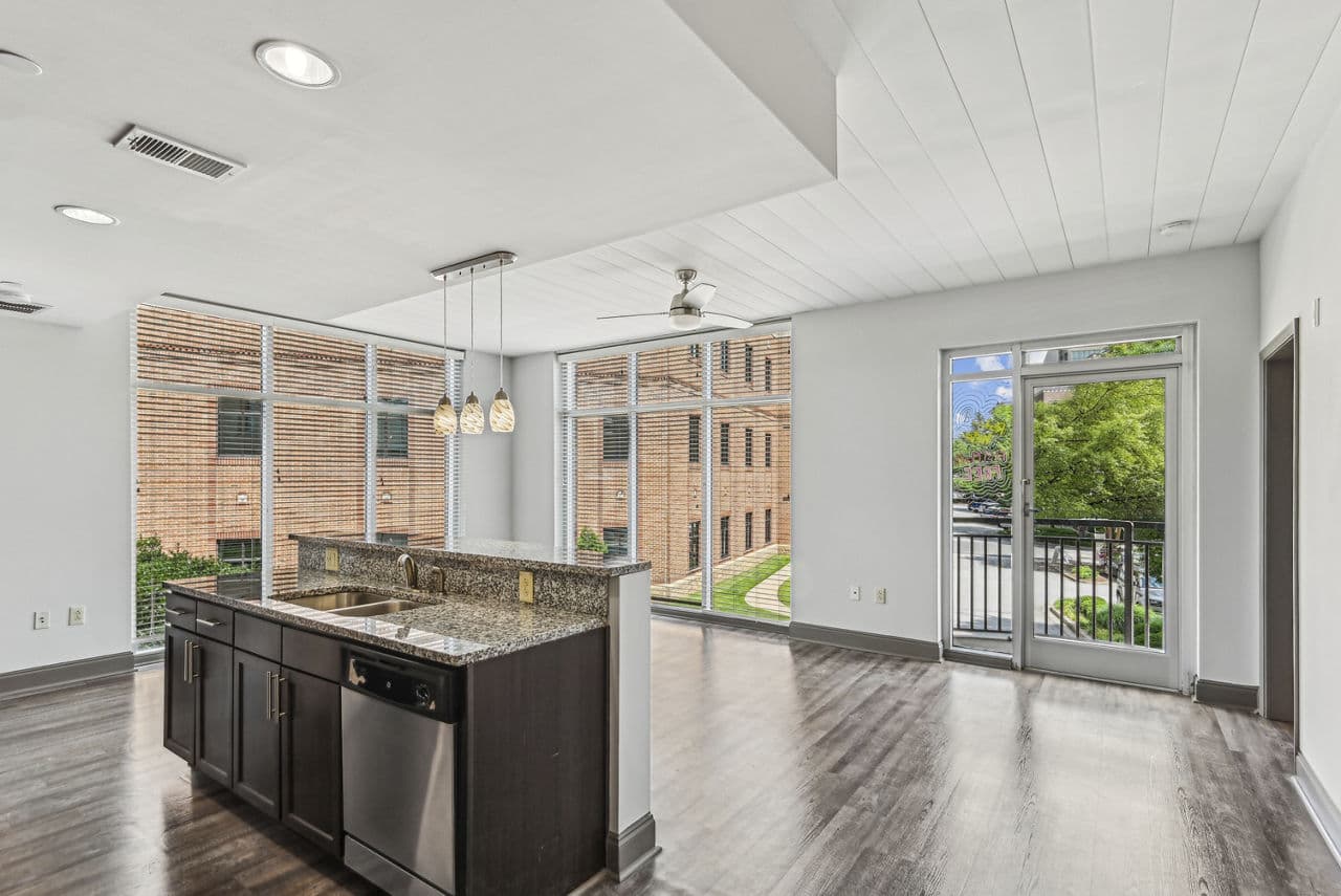 Rivers Edge Apartments 14 of 14