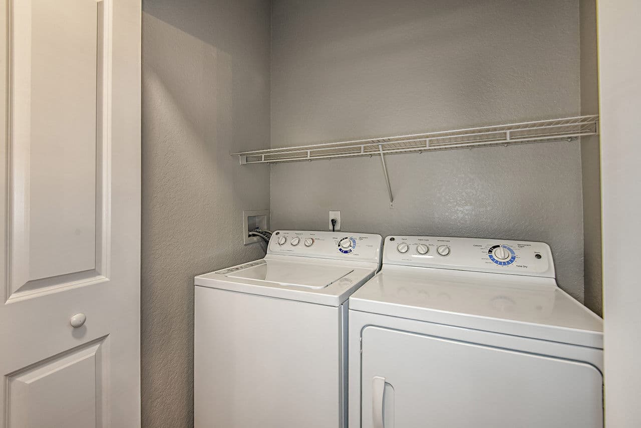 Parkside At Avalon Park Orlando Fl 15 of 25