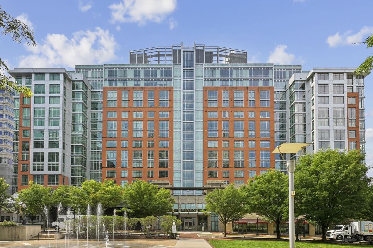 The Avant at Reston Town Center 1 of 22