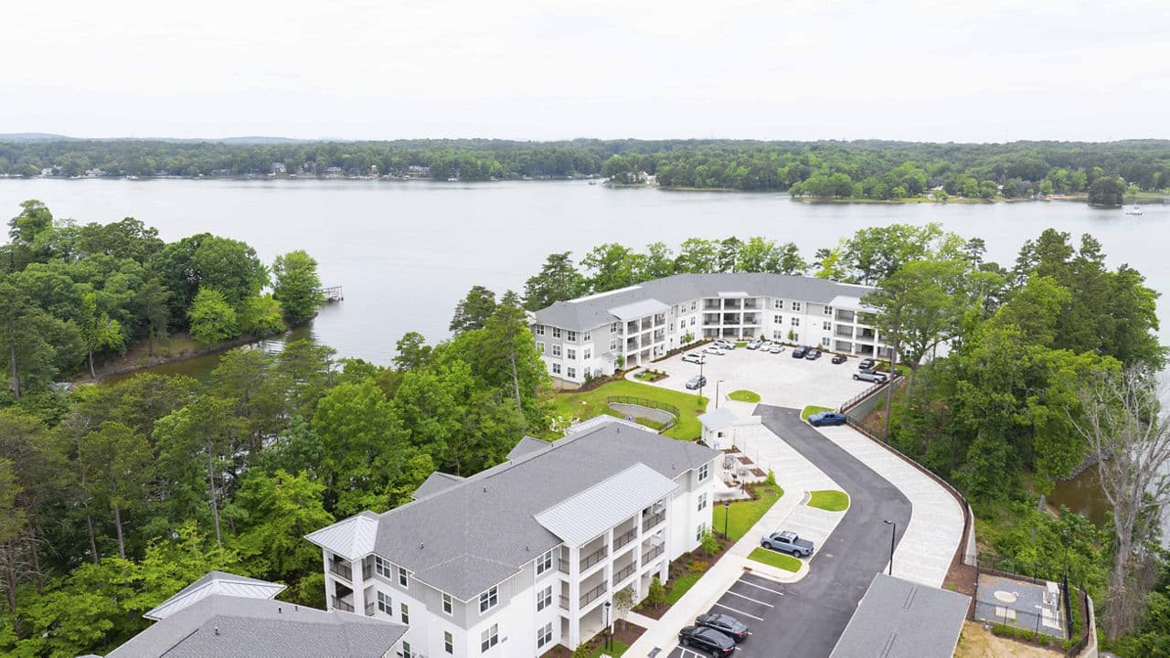 Lakehouse on Wylie Apartments 4 of 8