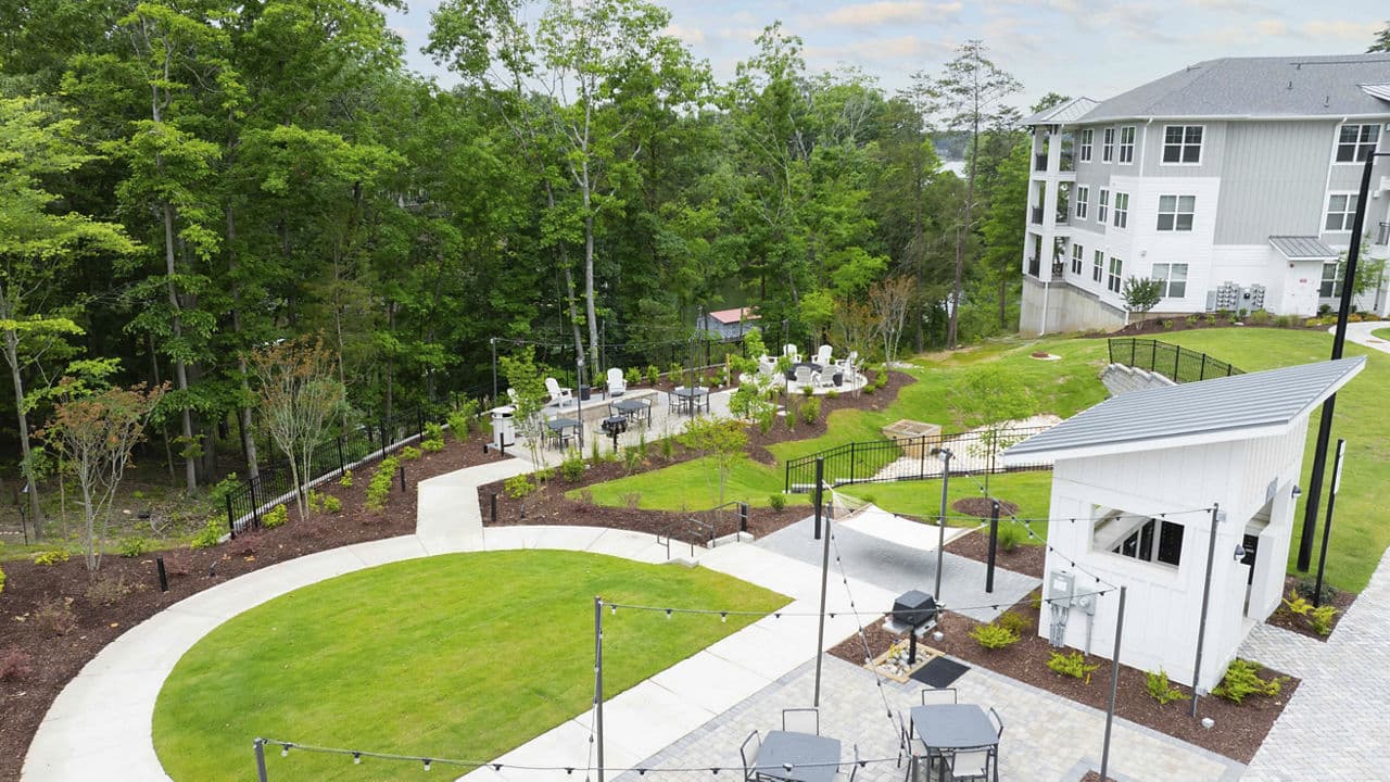 Lakehouse on Wylie Apartments 6 of 8