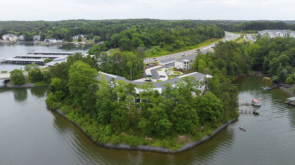 Lakehouse on Wylie Apartments 2 of 8