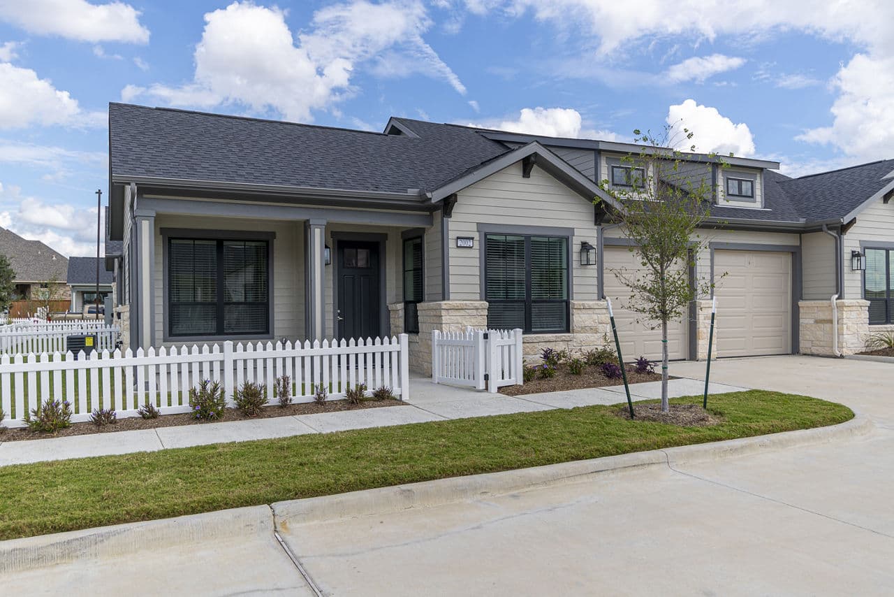 Cadence Creek At Towne Lake Cypress Tx 2 of 25