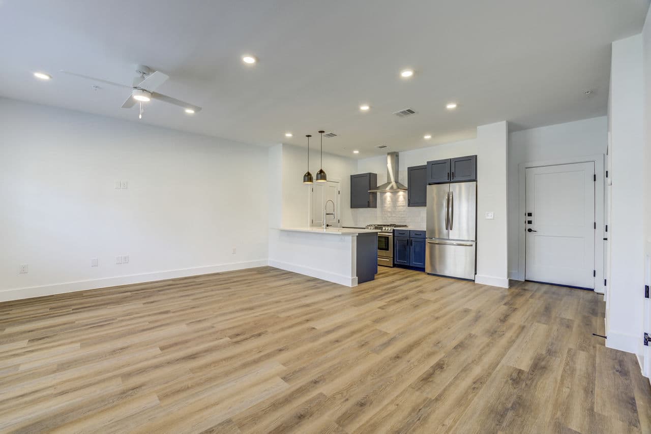 Escalon Townhomes Leander Tx 9 of 20