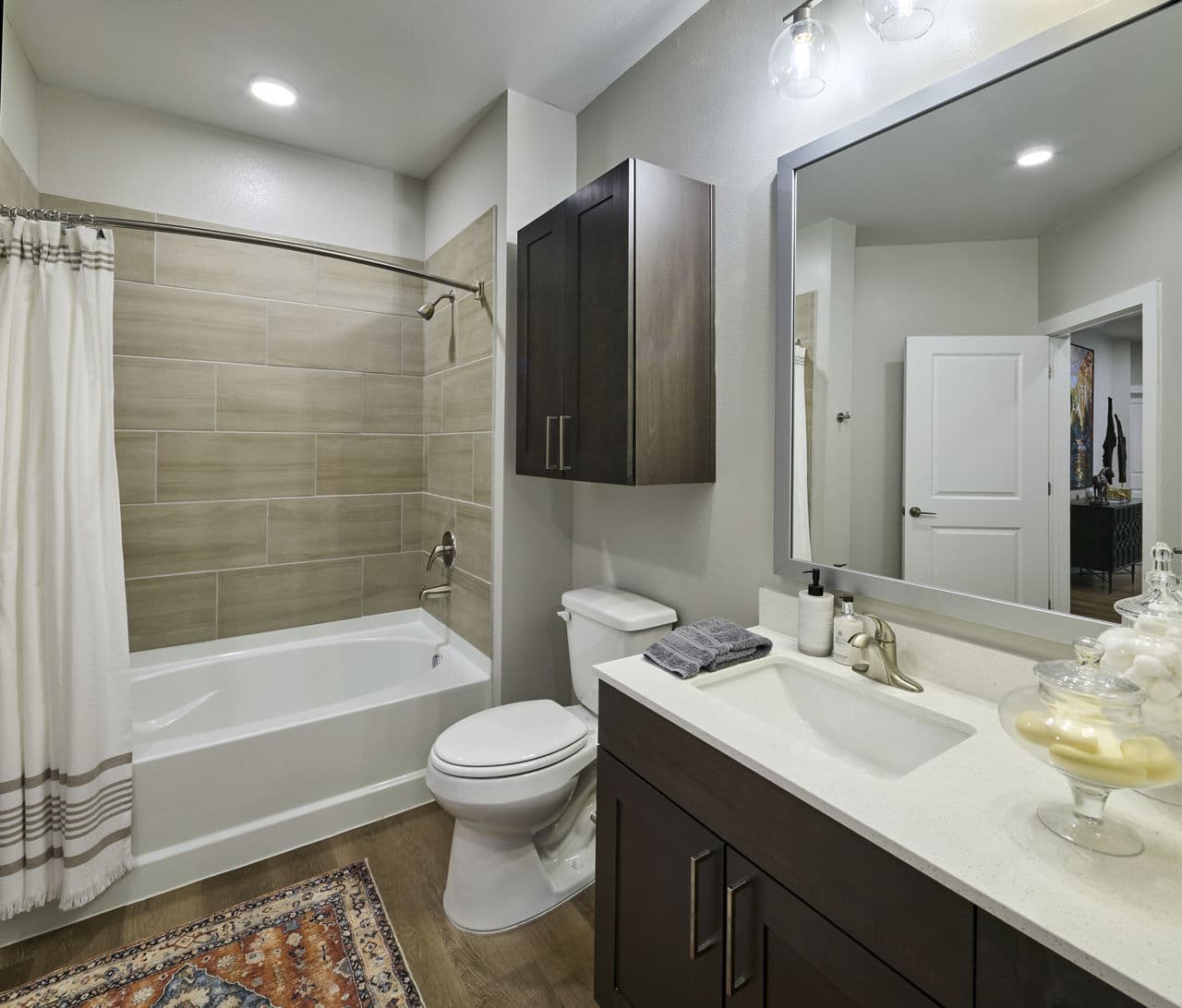 Avenida Carrollton 28 of 30