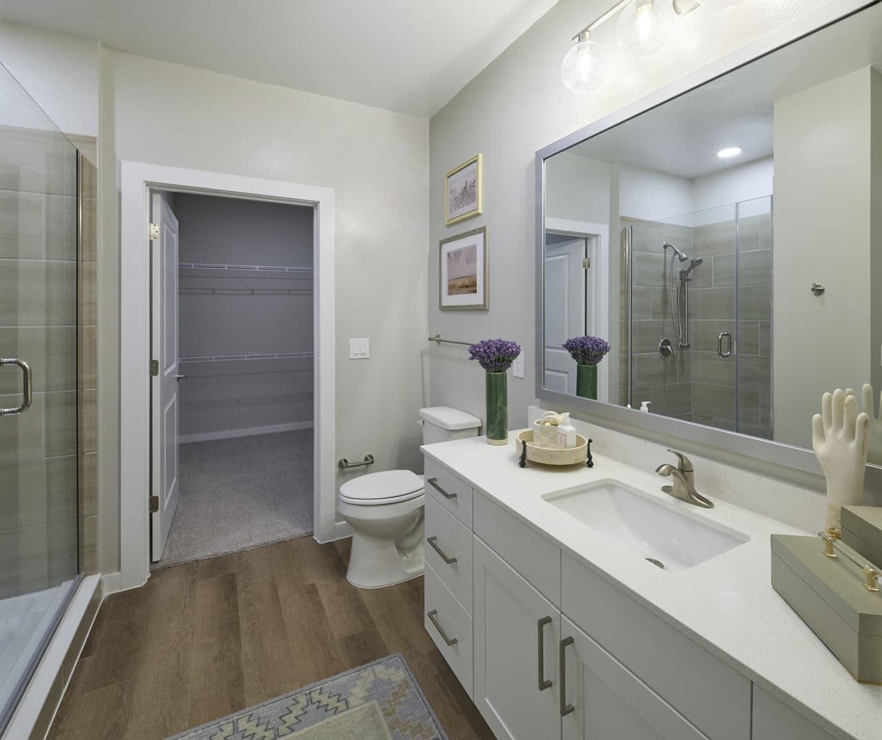 Avenida Carrollton 30 of 30
