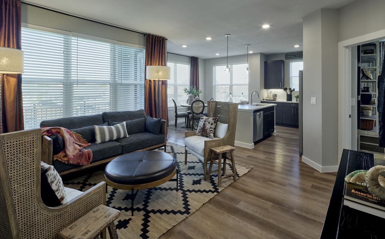 Avenida Carrollton 24 of 30