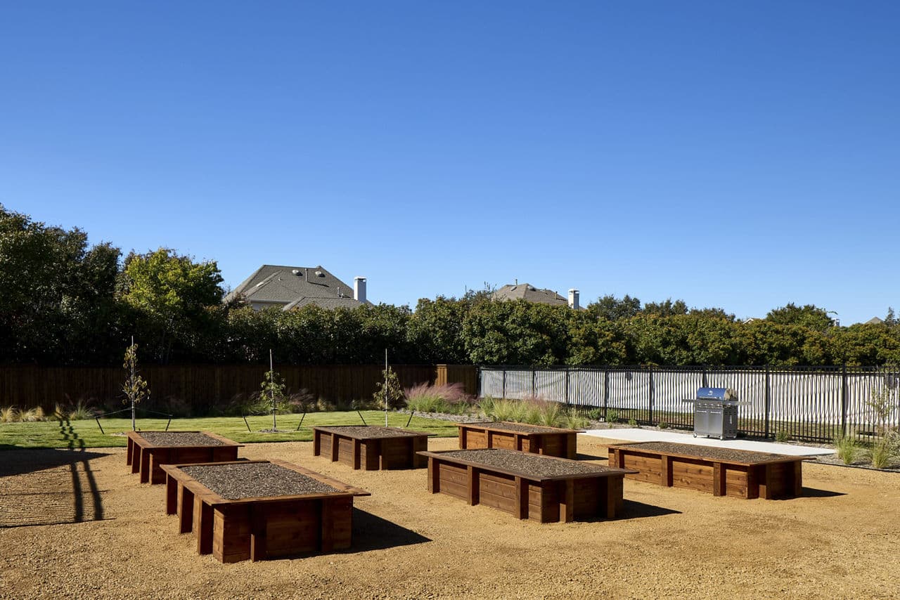 Avenida Carrollton 17 of 30