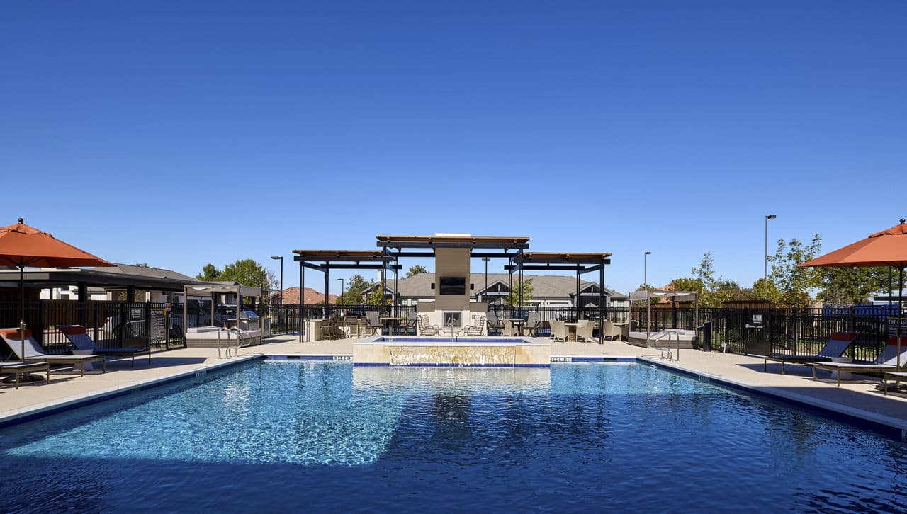 Avenida Carrollton 6 of 30